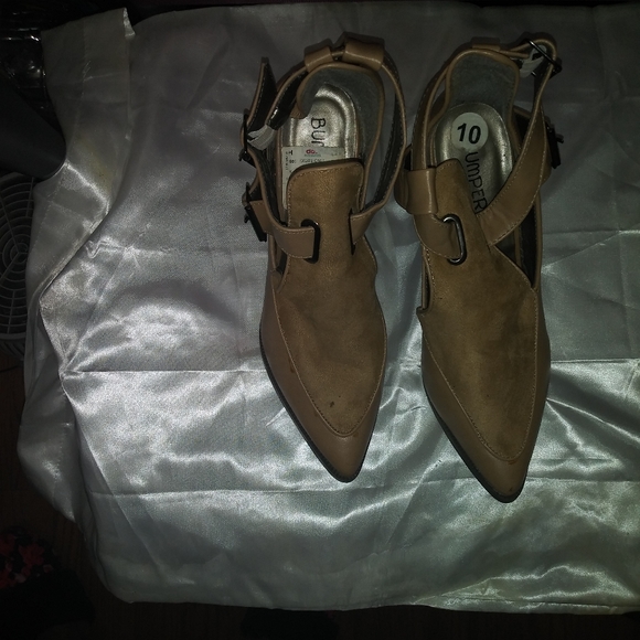 Shoes - Picture 2 of 2